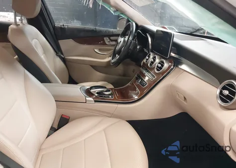 2015 Mercedes-Benz C 300 4Matic/Luxury 4Matic/Sport 4Matic из США, поврежденный, VIN 55SWF4KB1FU012004